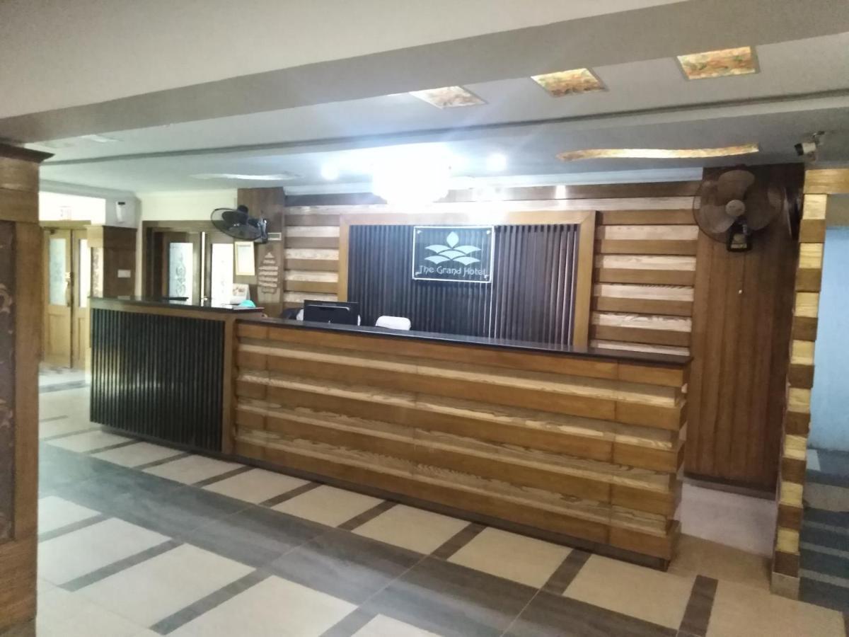 Hotel Мултан Екстериор снимка