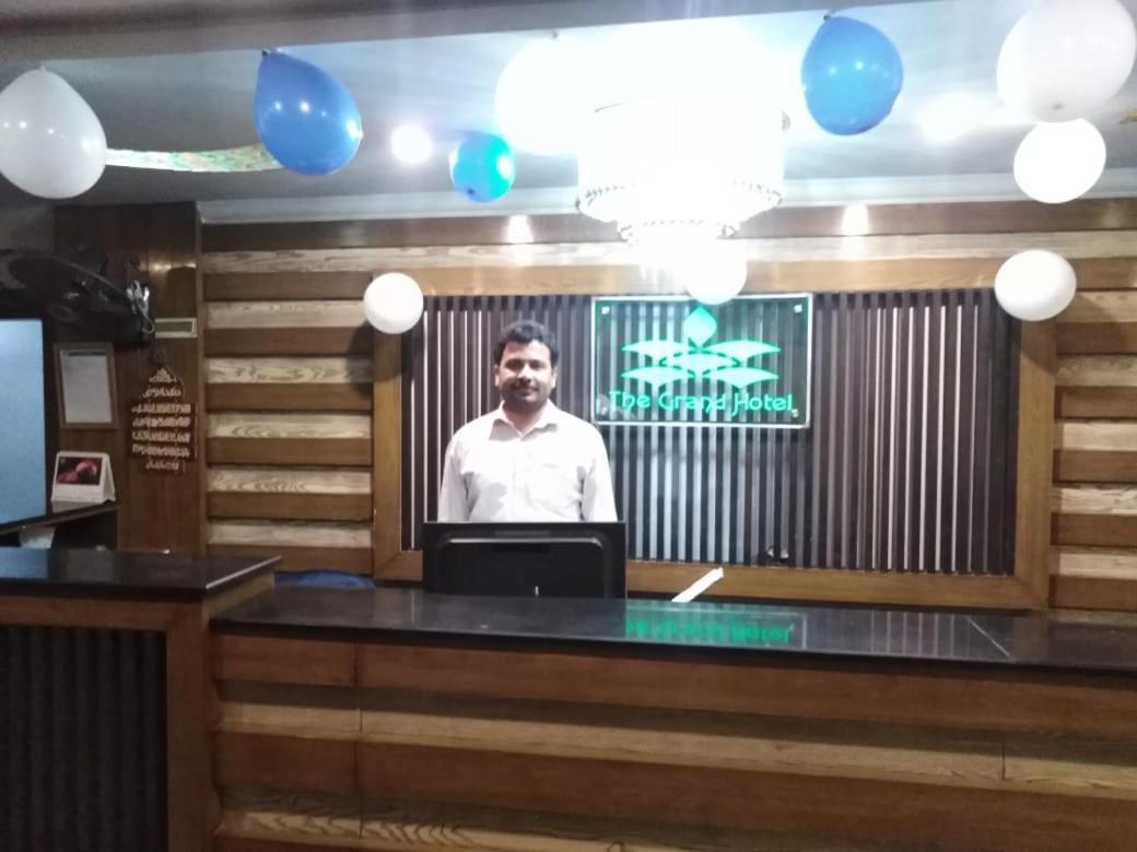 Hotel Мултан Екстериор снимка